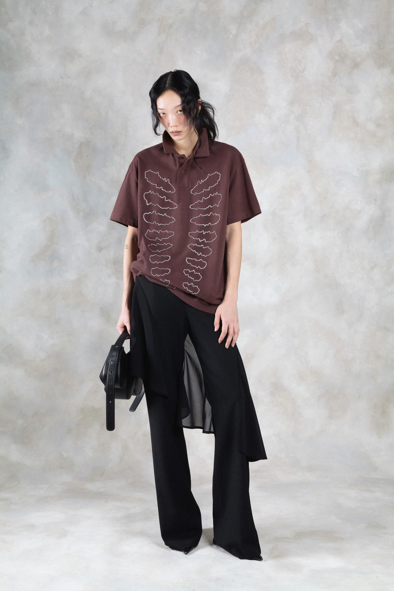 1357_c985601114-avavav_fw26_lookbook_f26_tsh_22_ralph_rhinestone_caging_polo_tshirt_red0339-mega