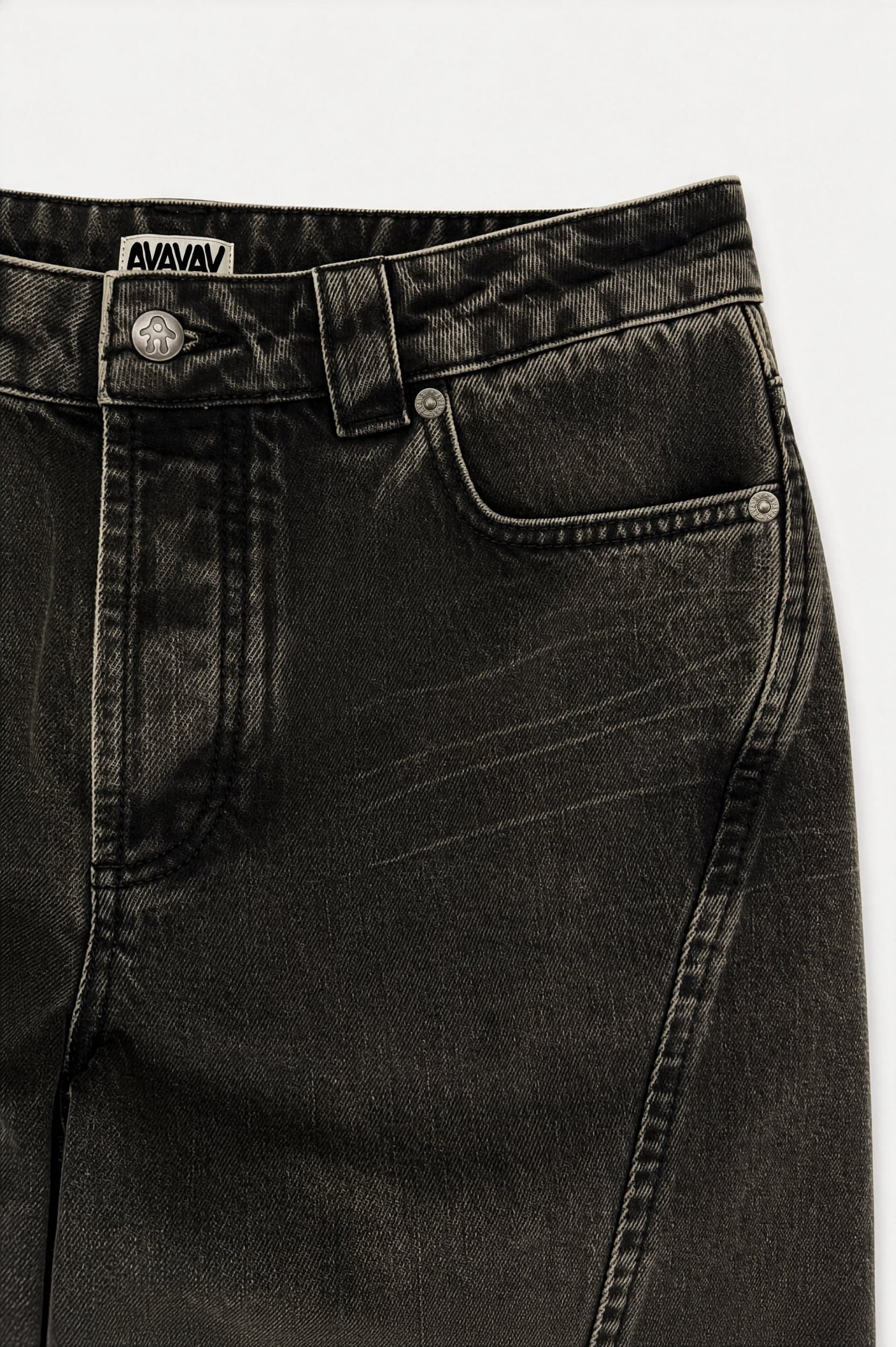 1360_496bd427e9-f26-dnm-1360_detail_front_2-mega
