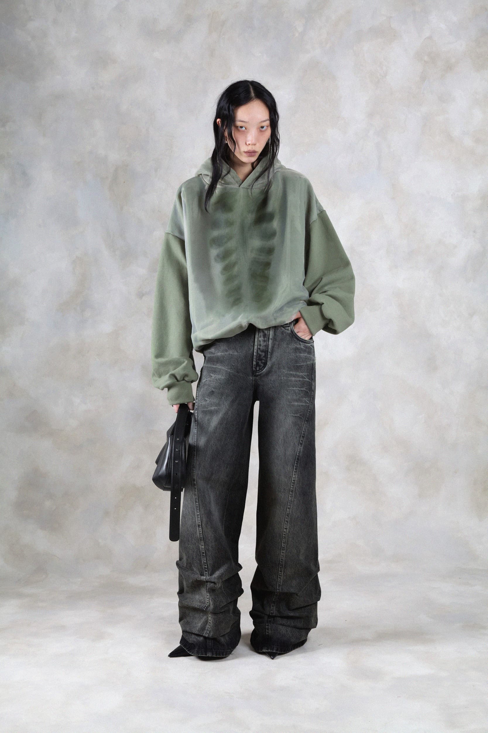 1378_cd7cc373b9-avavav_fw26_lookbook_f26_hod_33_trevor_xray_organza_hoodie_green1869-mega
