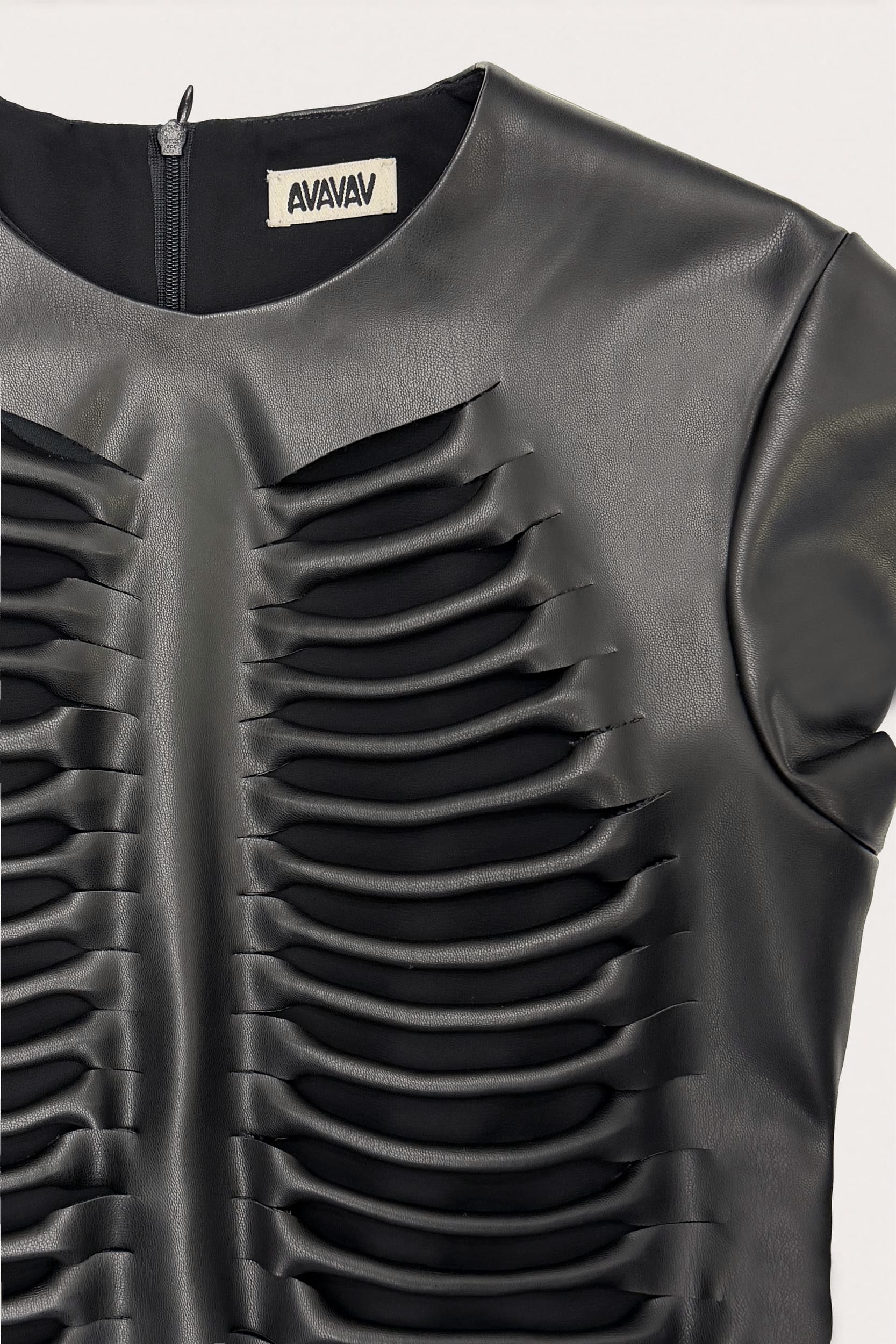 1402_c587d228db-f26-drs-1402_detail_2-mega