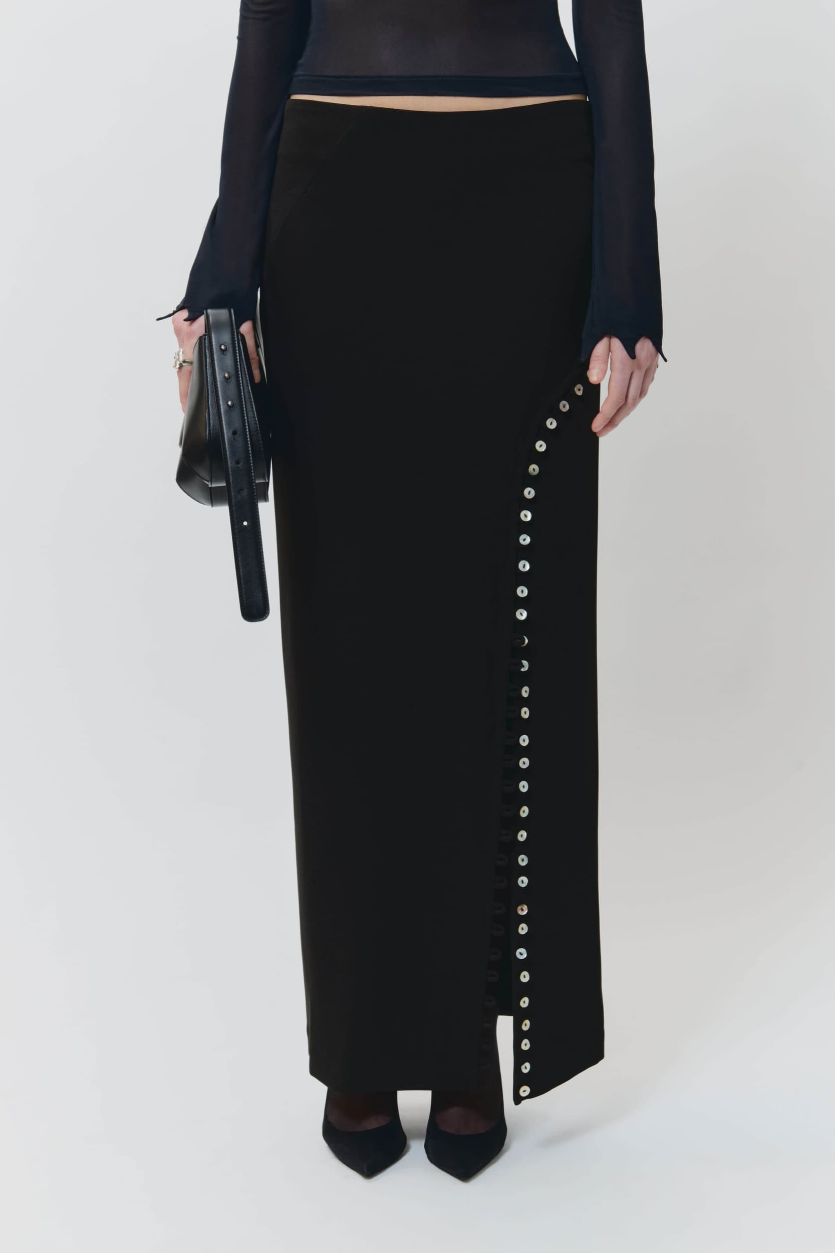 190_30091b6446-button_detail_skirt_womens_ss25_avavav_0187-kopia-mega