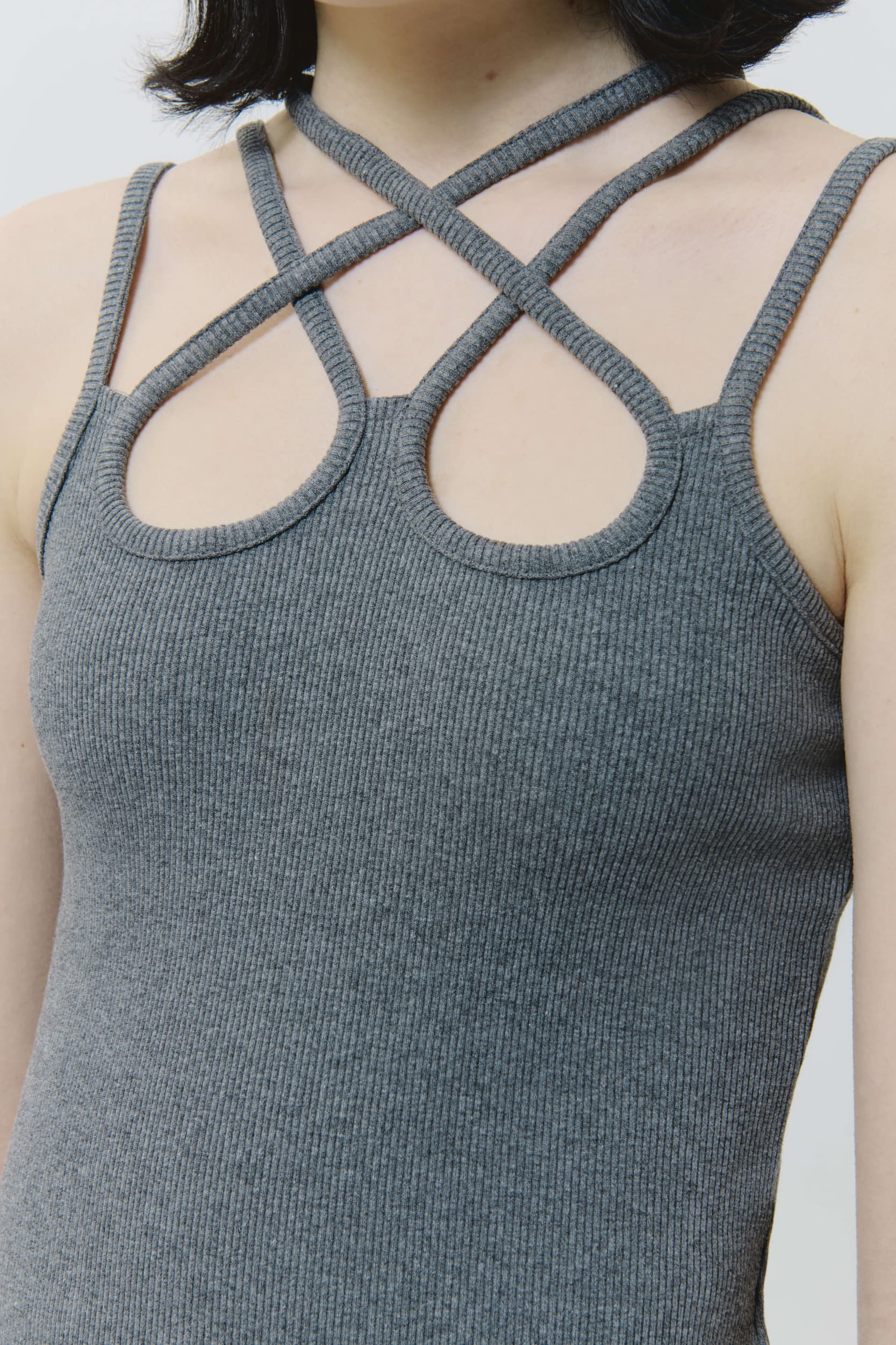 303_9ffbb78368-strappy_tank_top_grey_womens_ss25_avavav_0216-kopia-mega