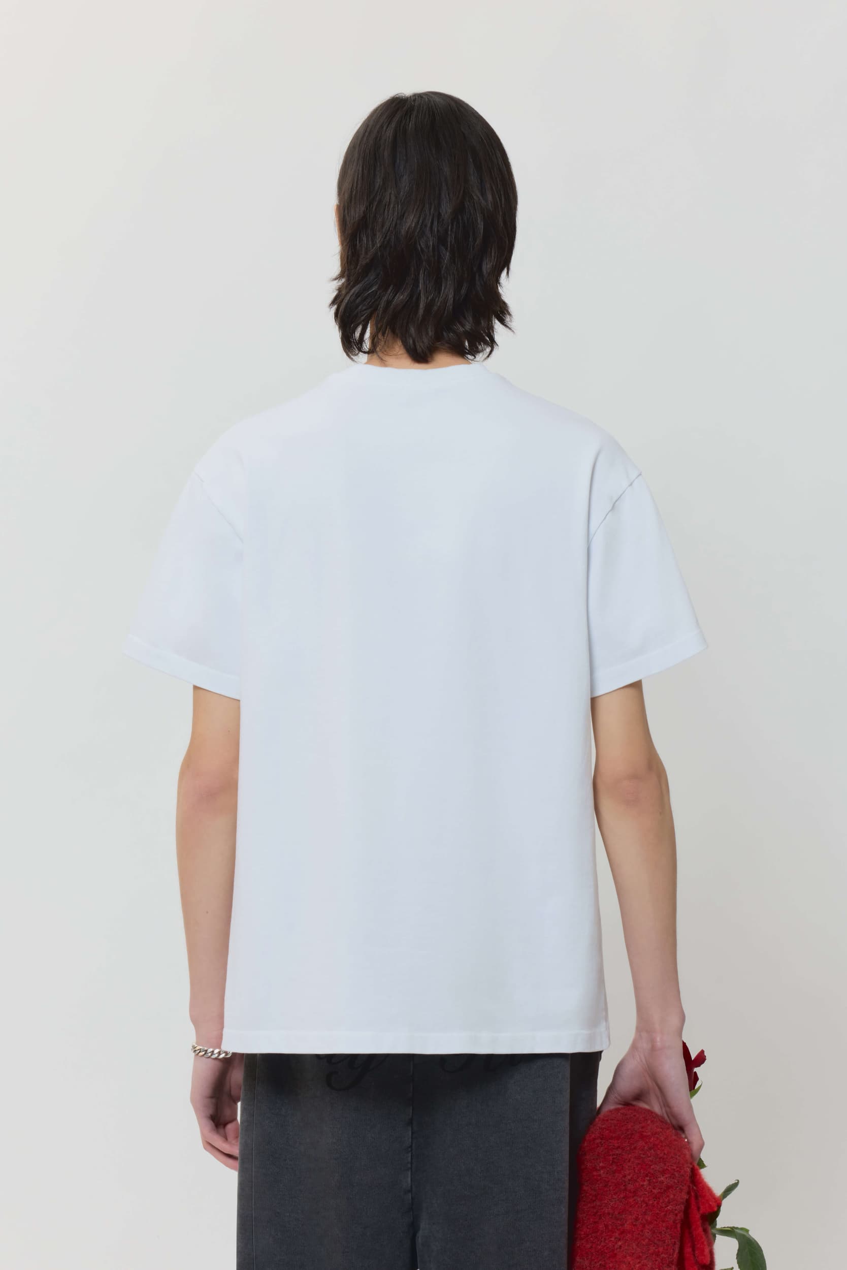 305_b7b7be059b-logo_tshirt_white_mens_ss25_avavav_0307-kopia-mega