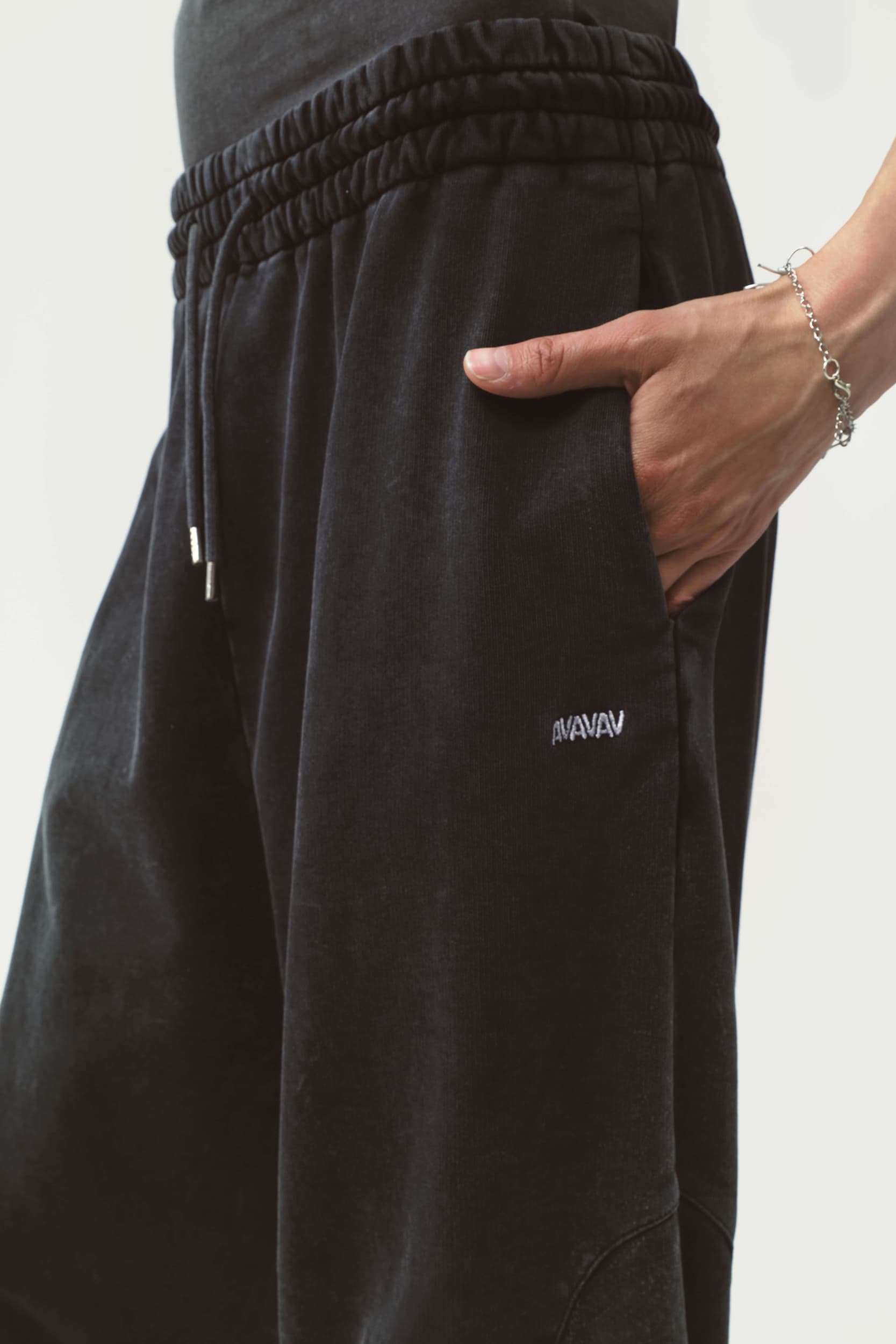 352_757280d9f3-poppy-track-pants_black-1-mega