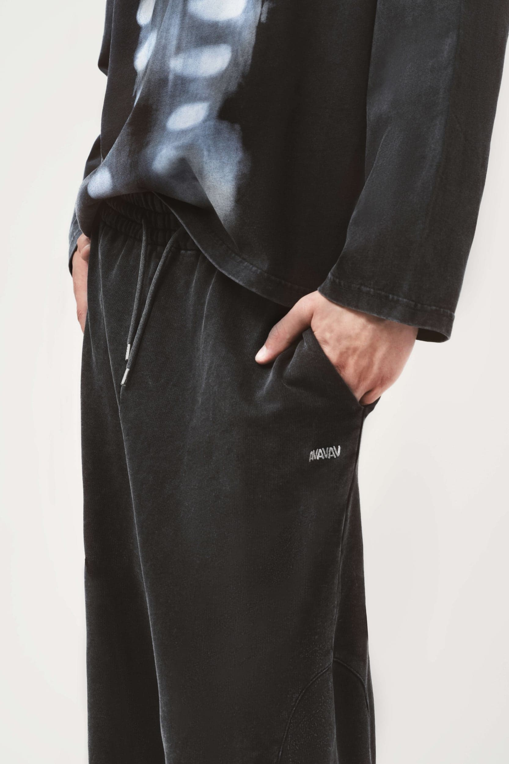 352_a97e6b7351-poppy-track-pants_black-10-copy-mega