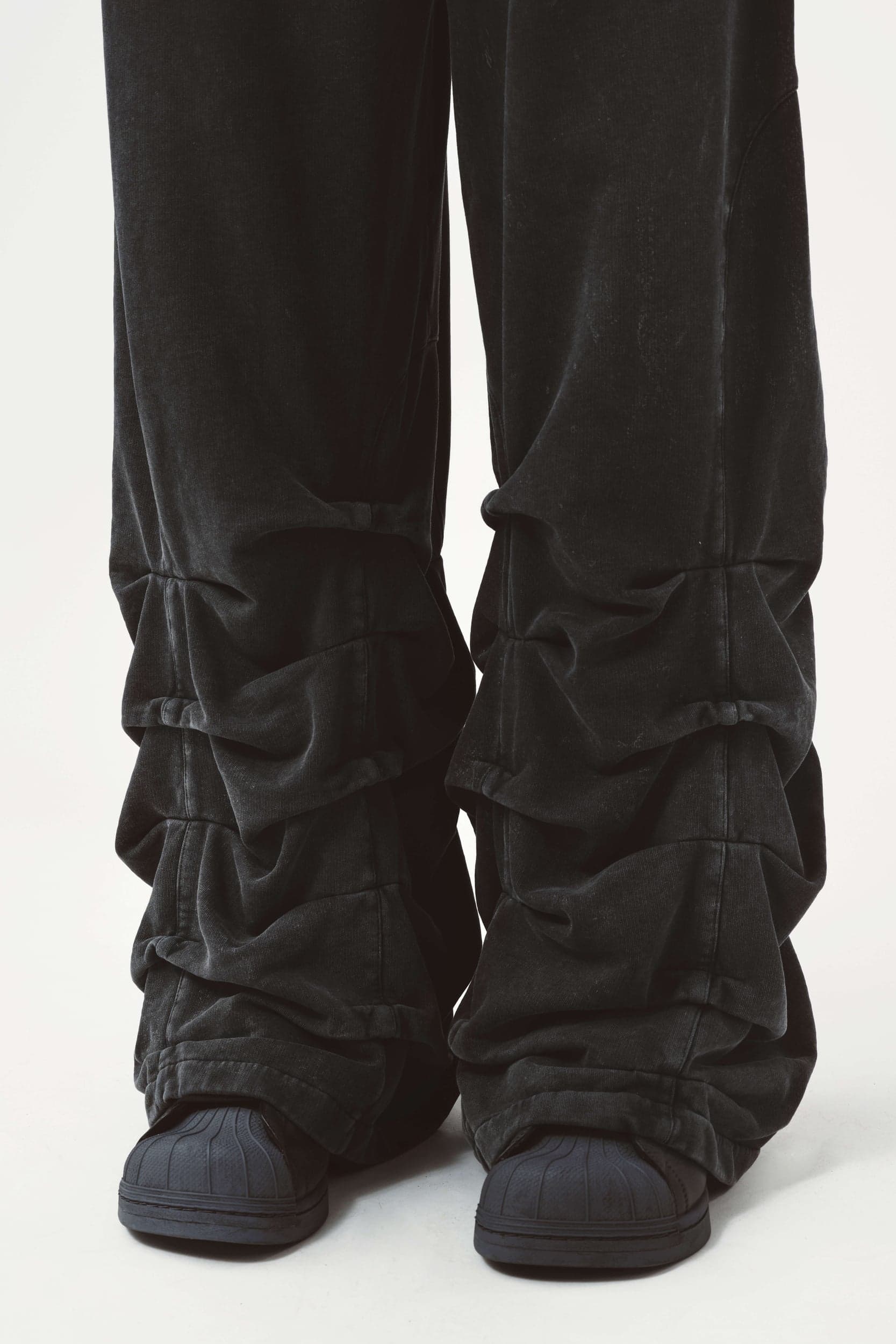 352_f33cb2b28f-poppy-track-pants_black-9-mega