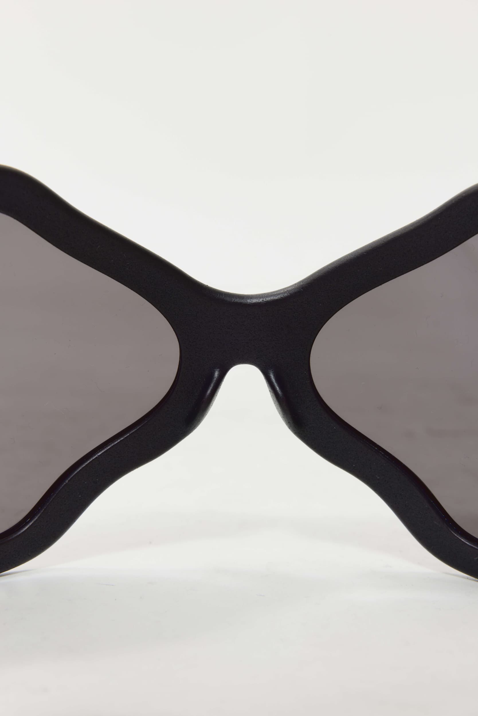 368_3da4354972-panda_sunglasses_black_fw24_avavav_0120-mega