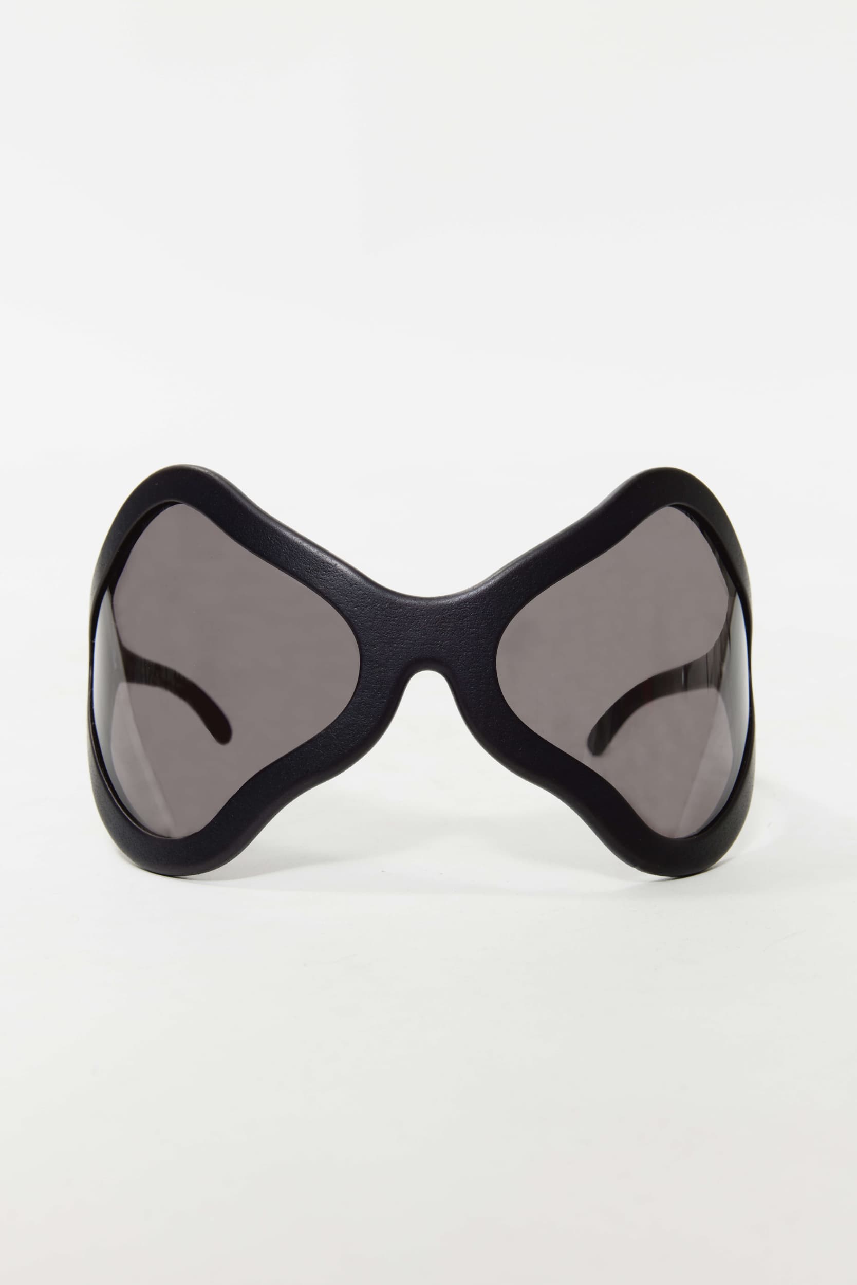 368_51db293af2-panda_sunglasses_black_fw24_avavav_0108-mega