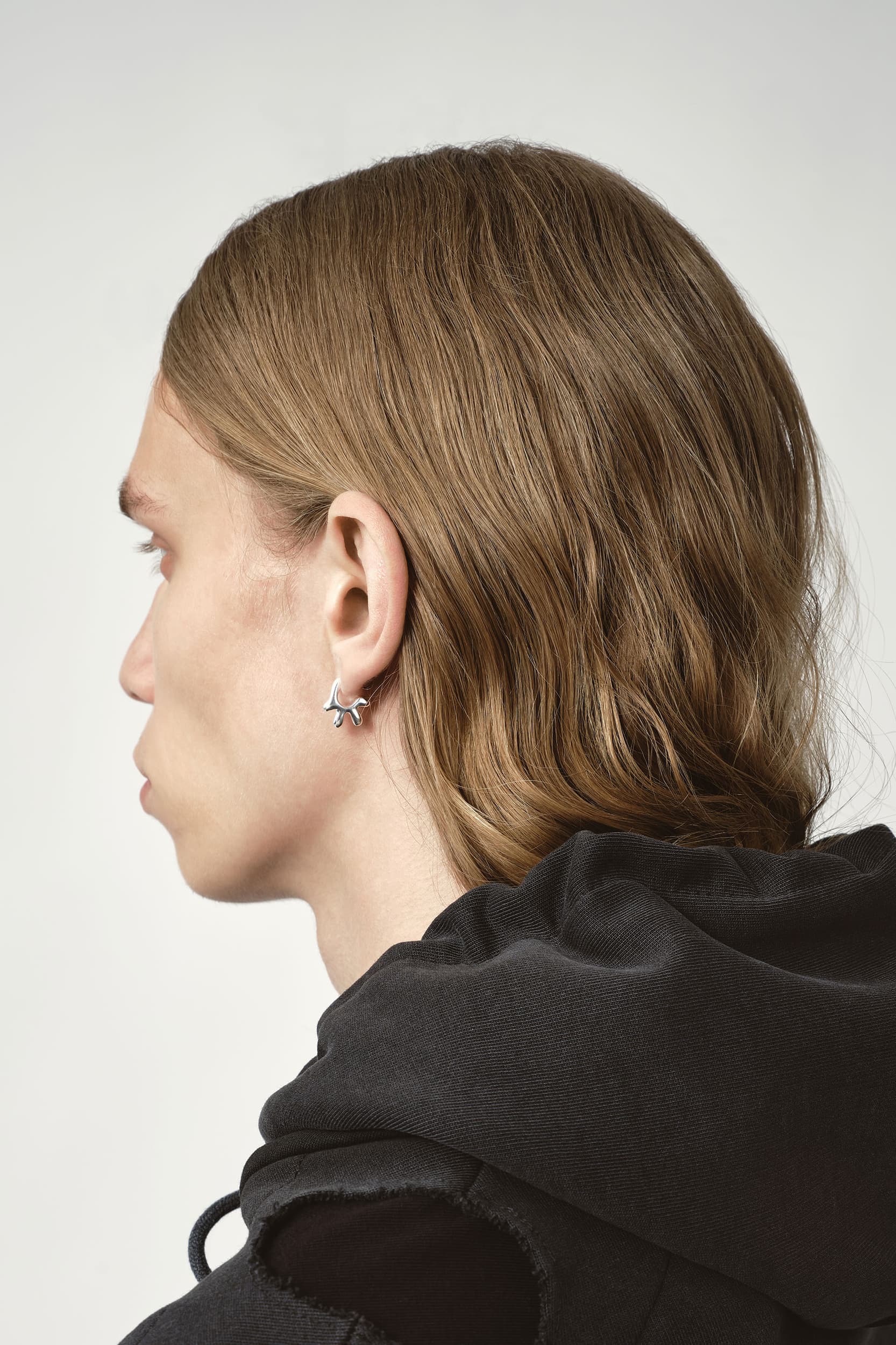 383_71c5a022b2-old-lady-earring_sliver-shinny-2-mega