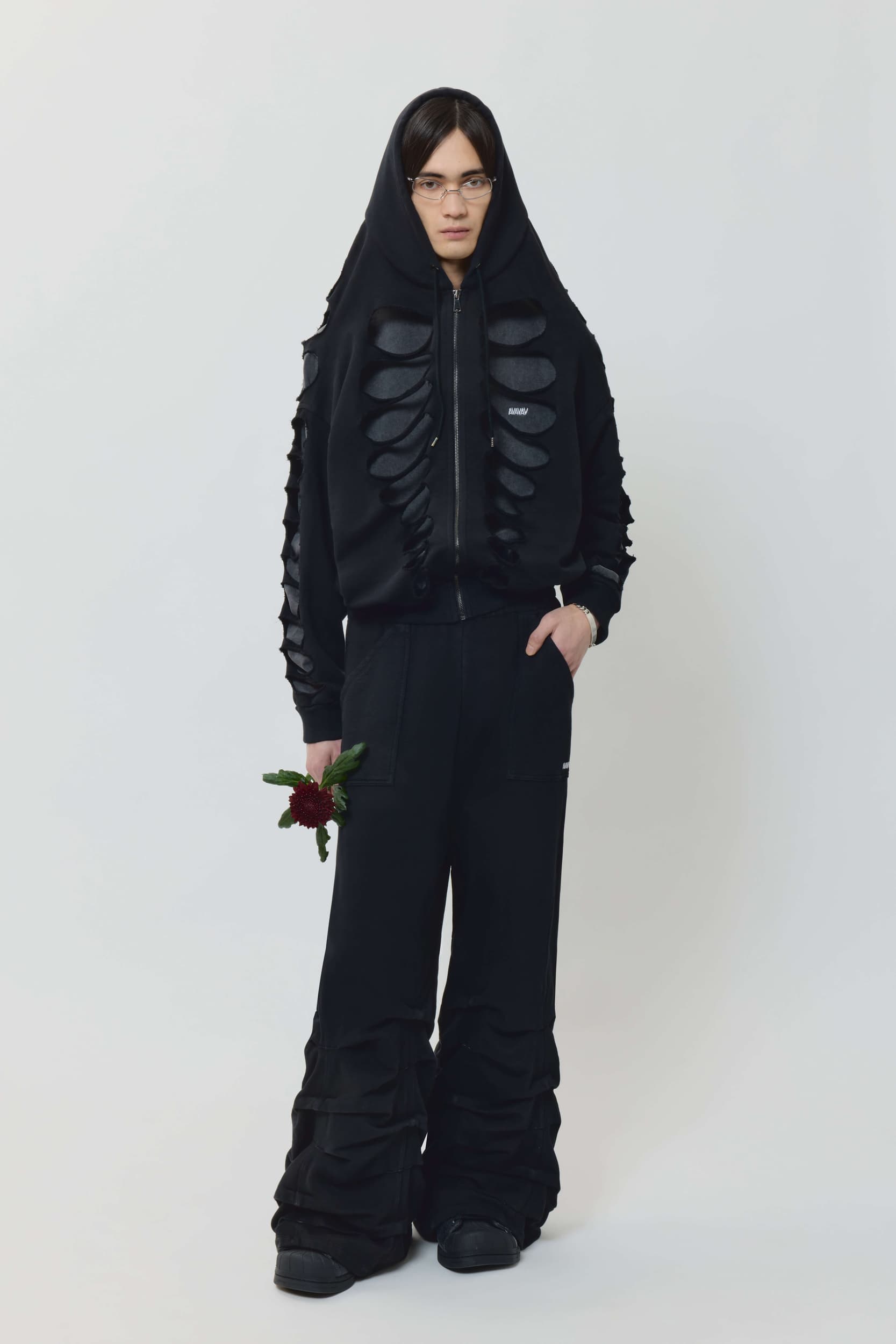 409_39f510d58e-track_pants_black_men_ss25_avavav_0073-kopia-mega