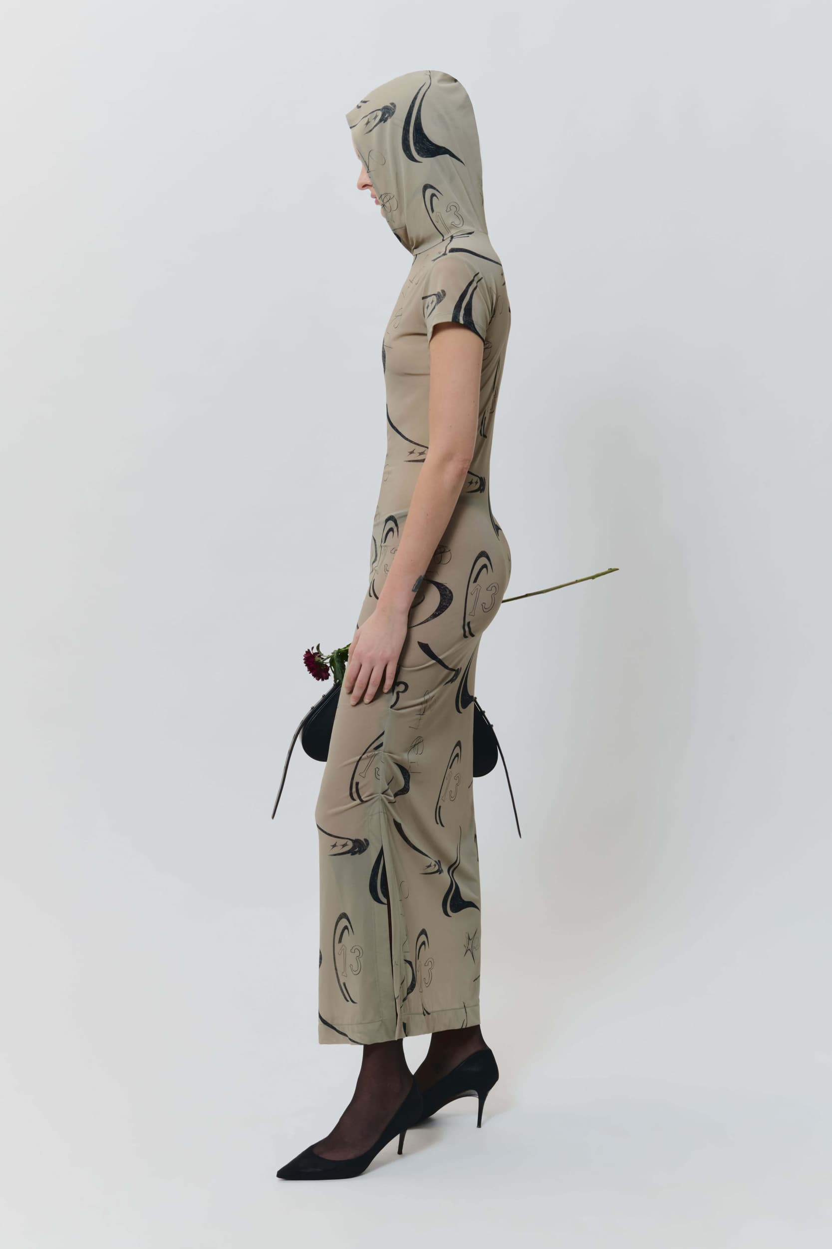 412_5d3bb25389-hooded_tshirt_dress_beige_womens_ss25_avavav_0160-kopia-mega