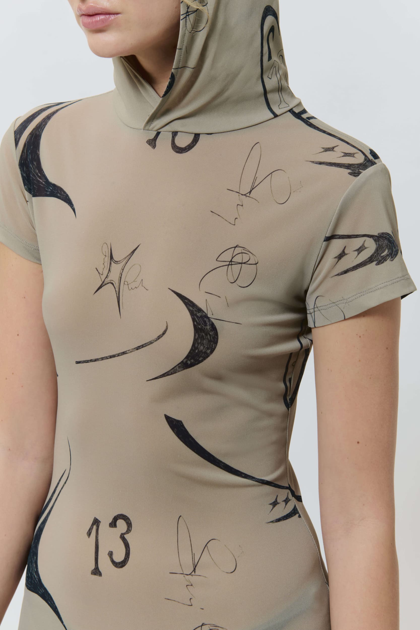 412_6b9d113e91-hooded_tshirt_dress_beige_womens_ss25_avavav_0156-kopia-mega