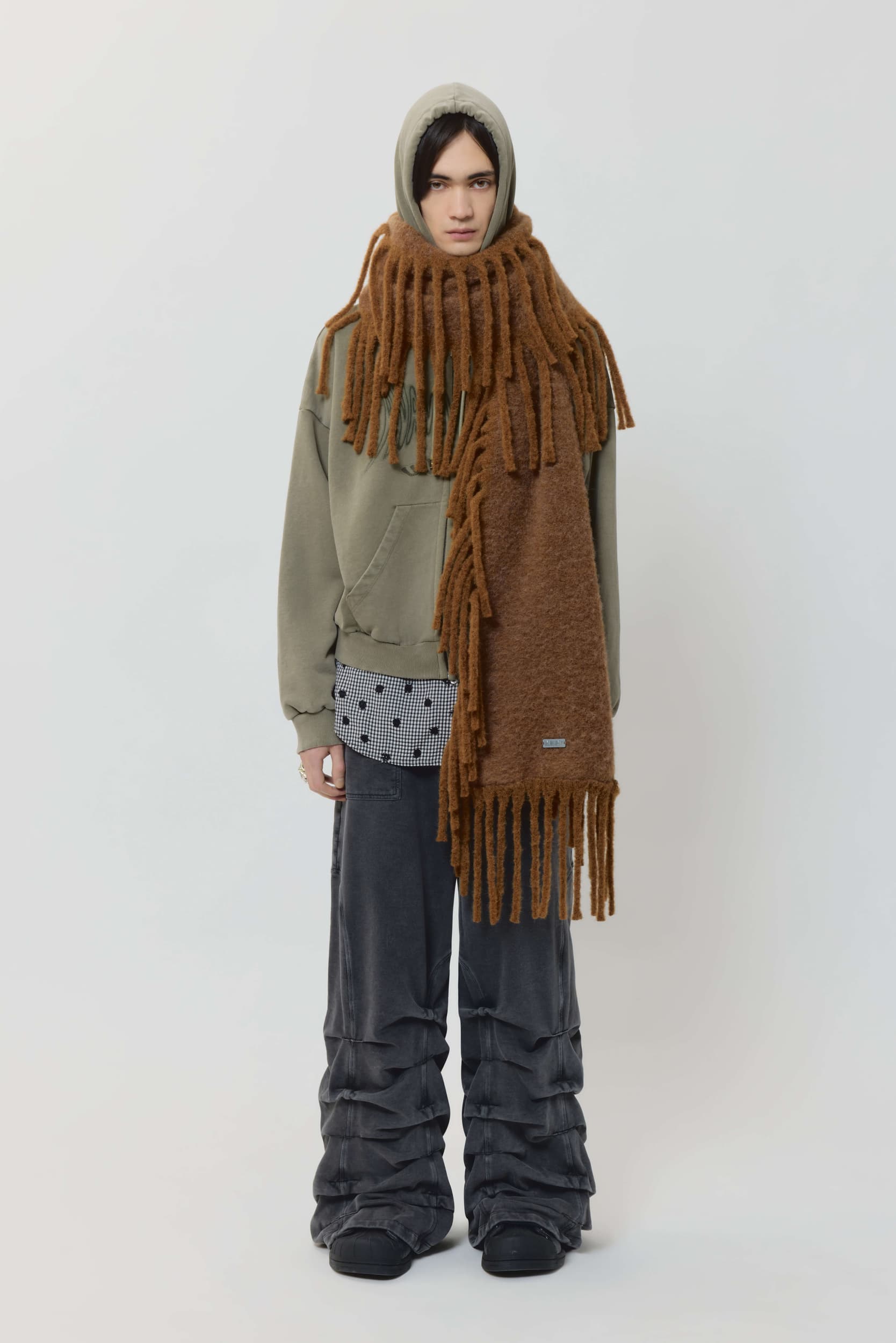682_687f40a066-scarf_brown_mens_ss25_avavav_0259-kopia-mega
