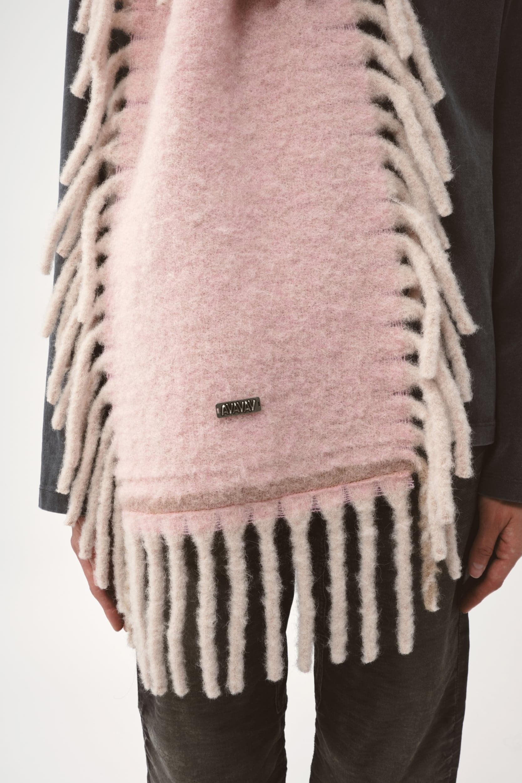 682_9b0ad43b41-scarf_pink-2-mega