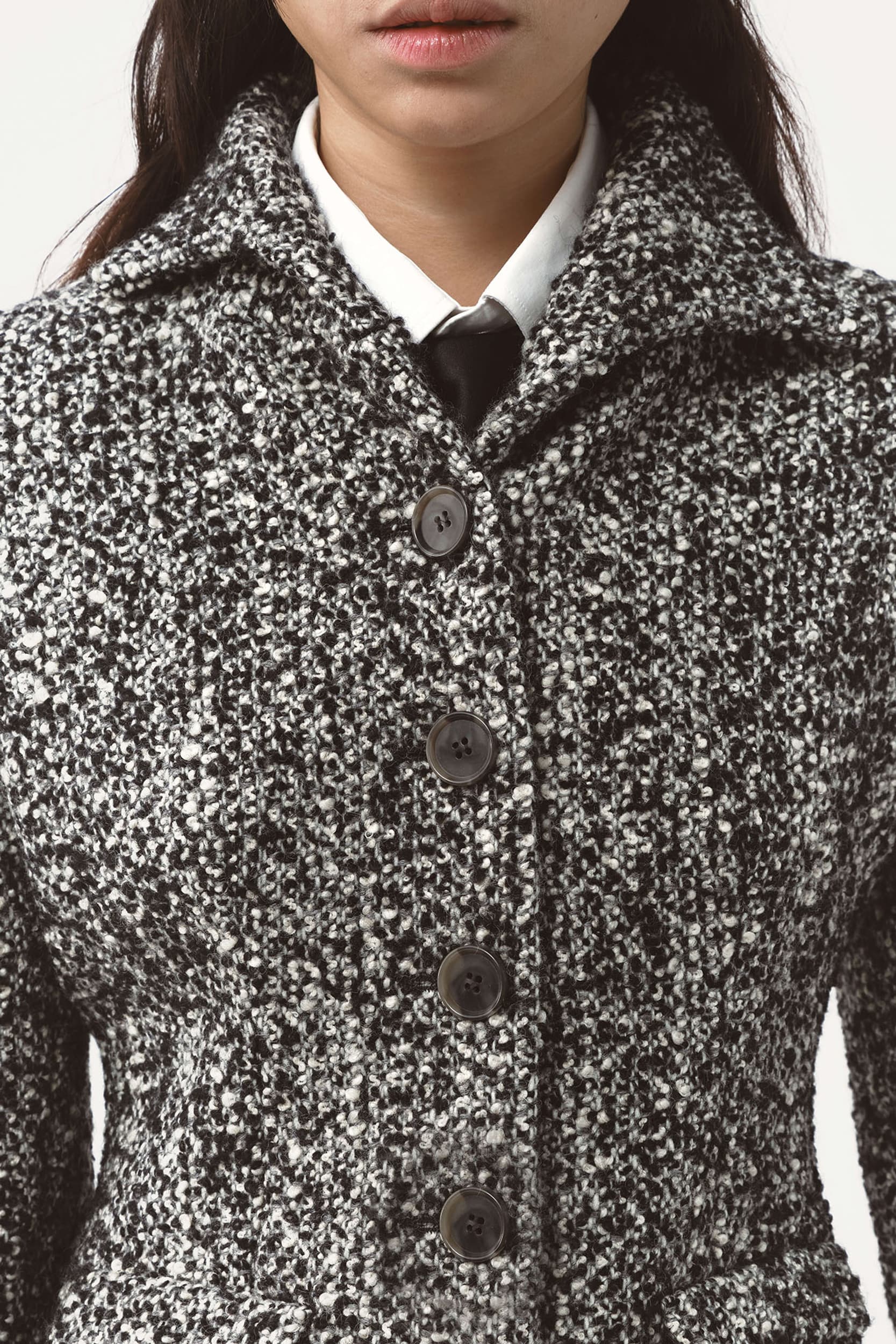 687_4add3aa917-beate-blazer-boucle_-b-w-2-mega