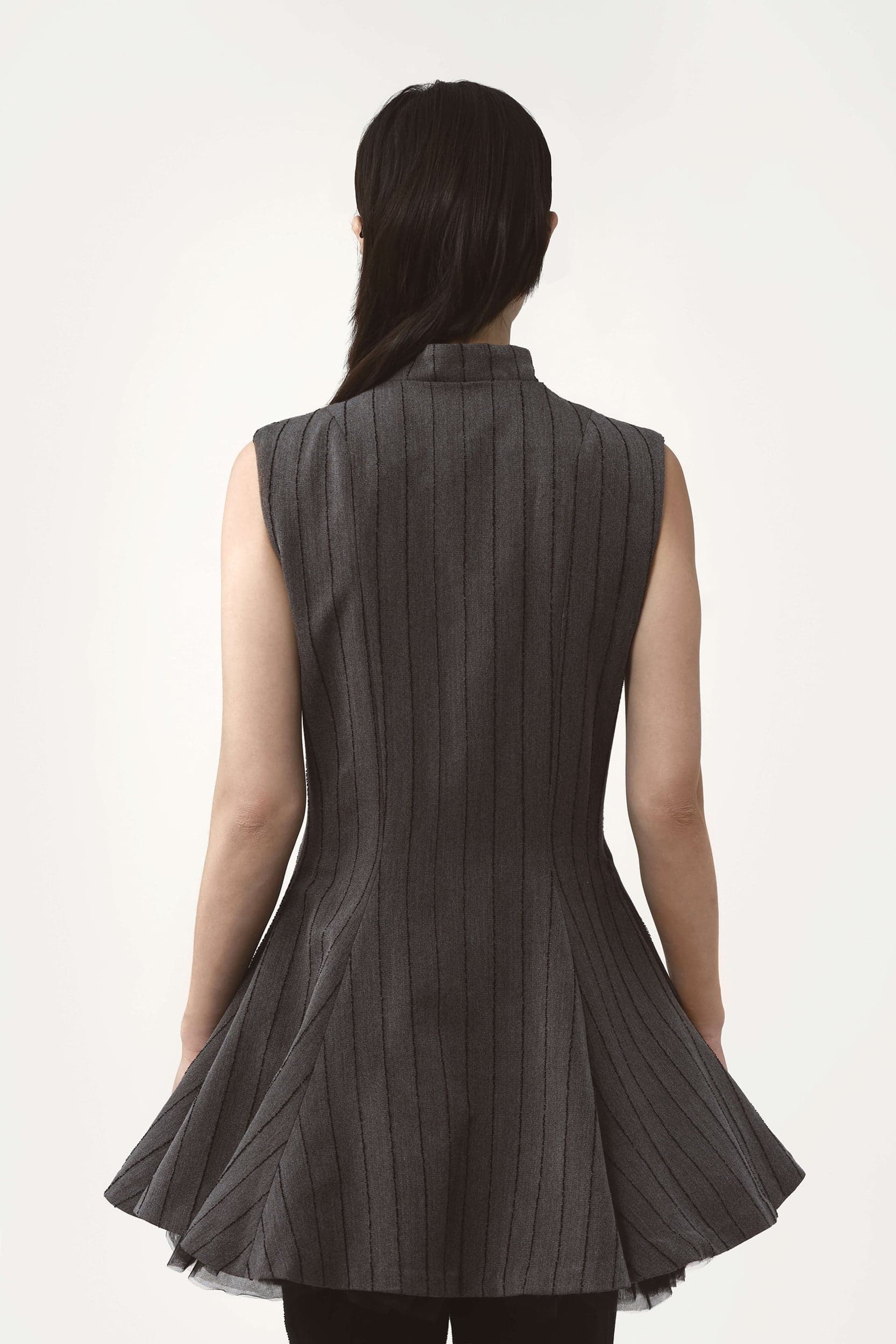 692_c6ca83f5f3-debbie-tulle-dress_grey-4-mega