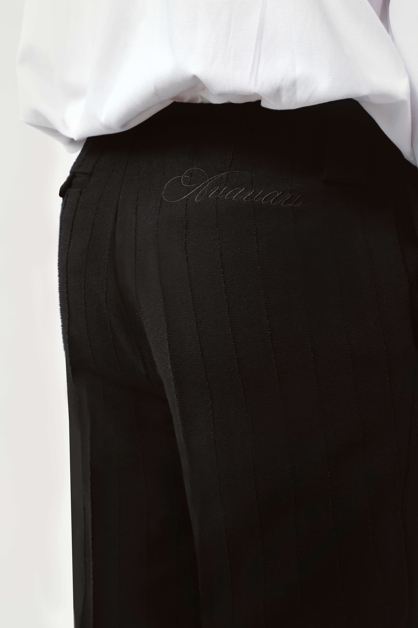 715_c7f2848a40-paola-suitpant_black-11_-mega