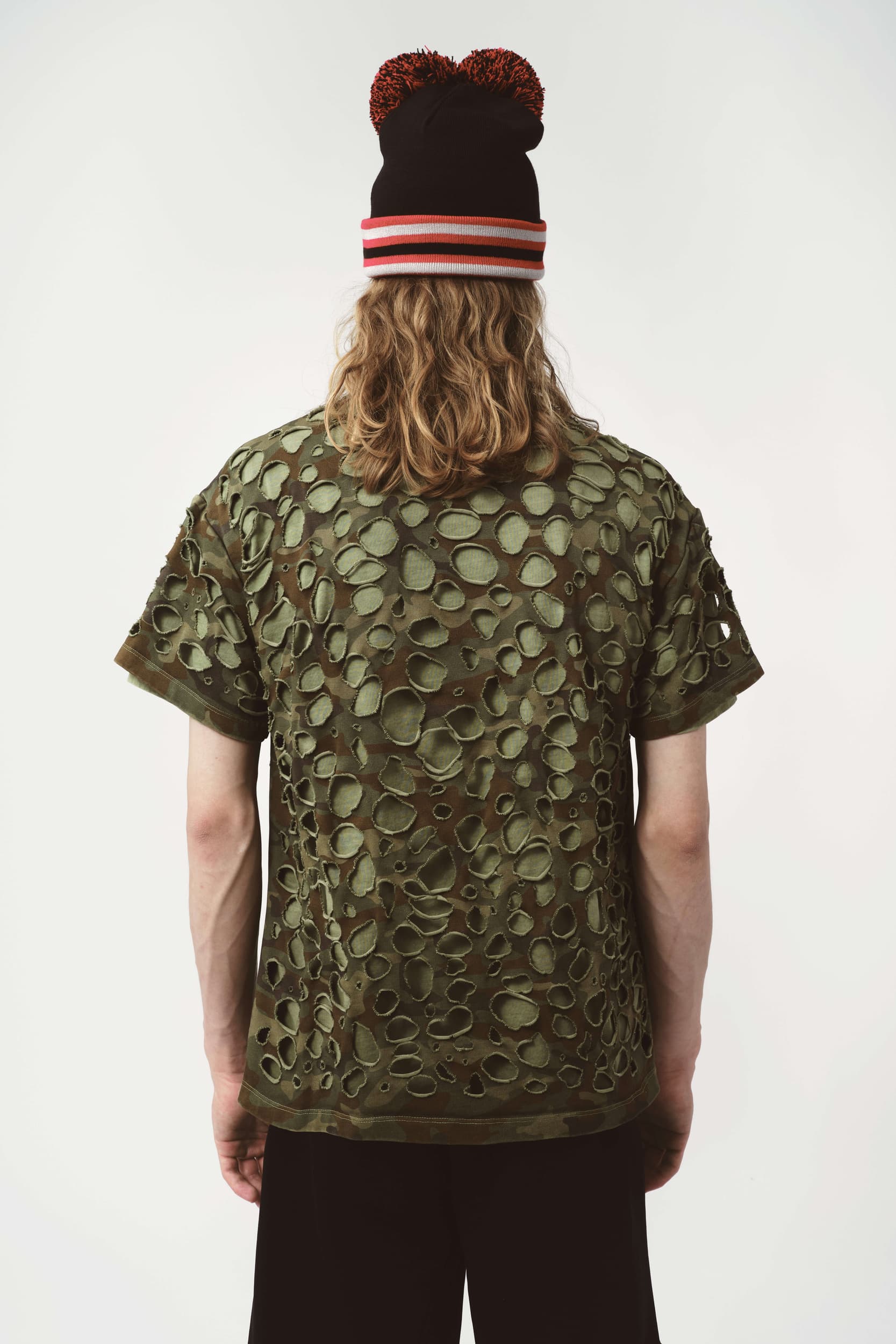 738_b26394a667-theo-t-shirt-distressed_green-1-mega