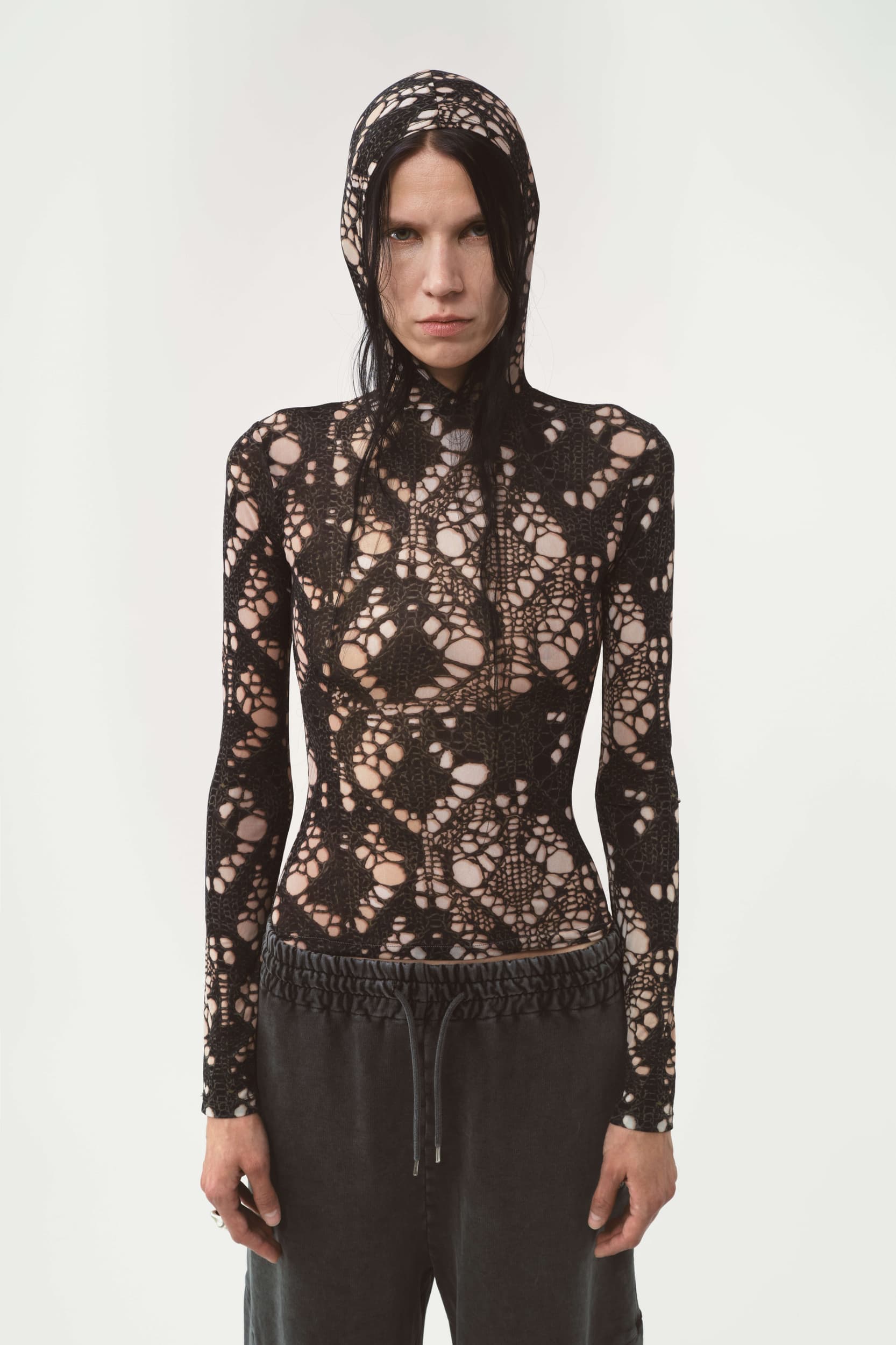 740_1440ca9d4b-theresa-hooded-top-distressed-knit_black-9-mega