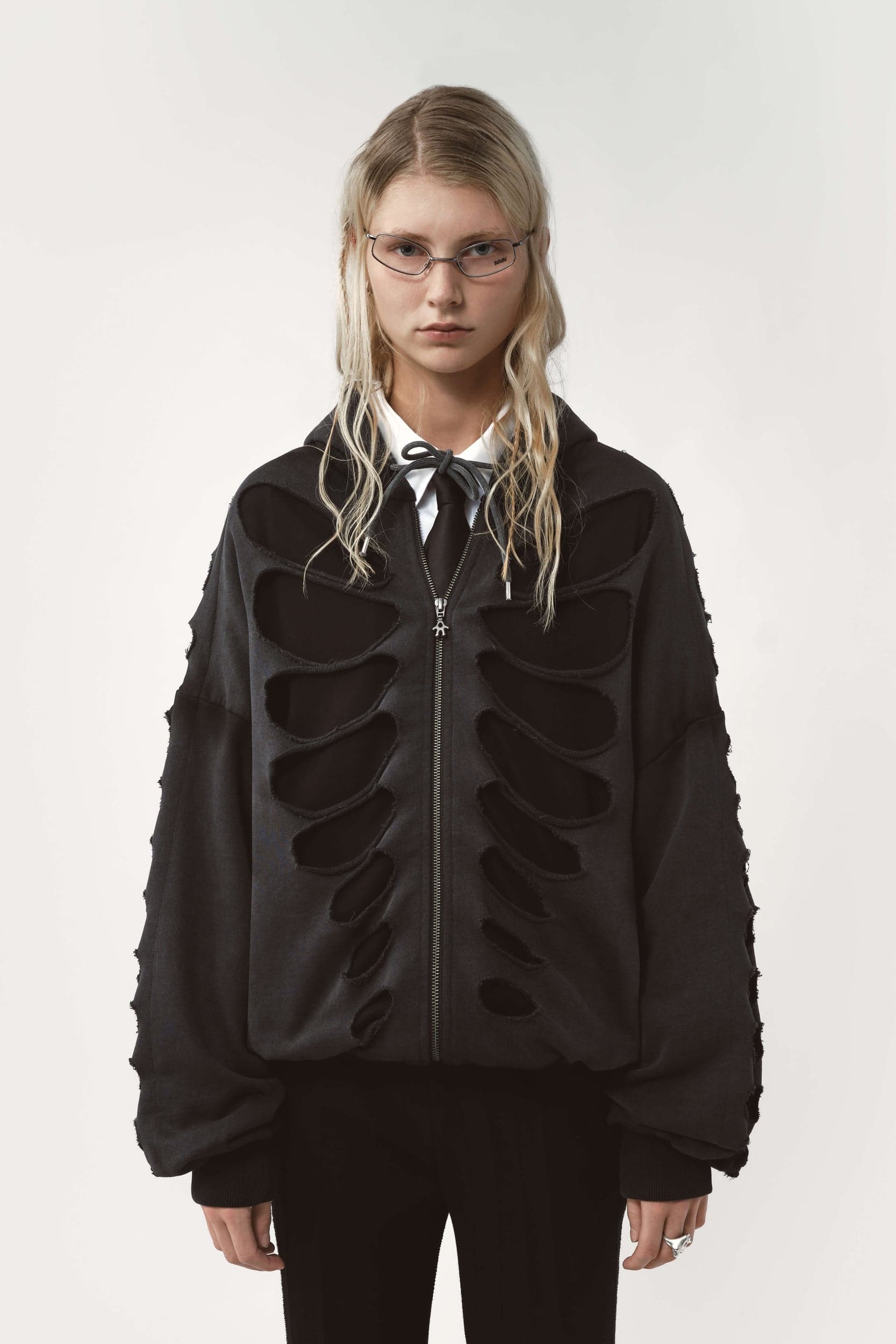 742_017b5270af-tim-zip-hoodie-cut-out_black-3-mega