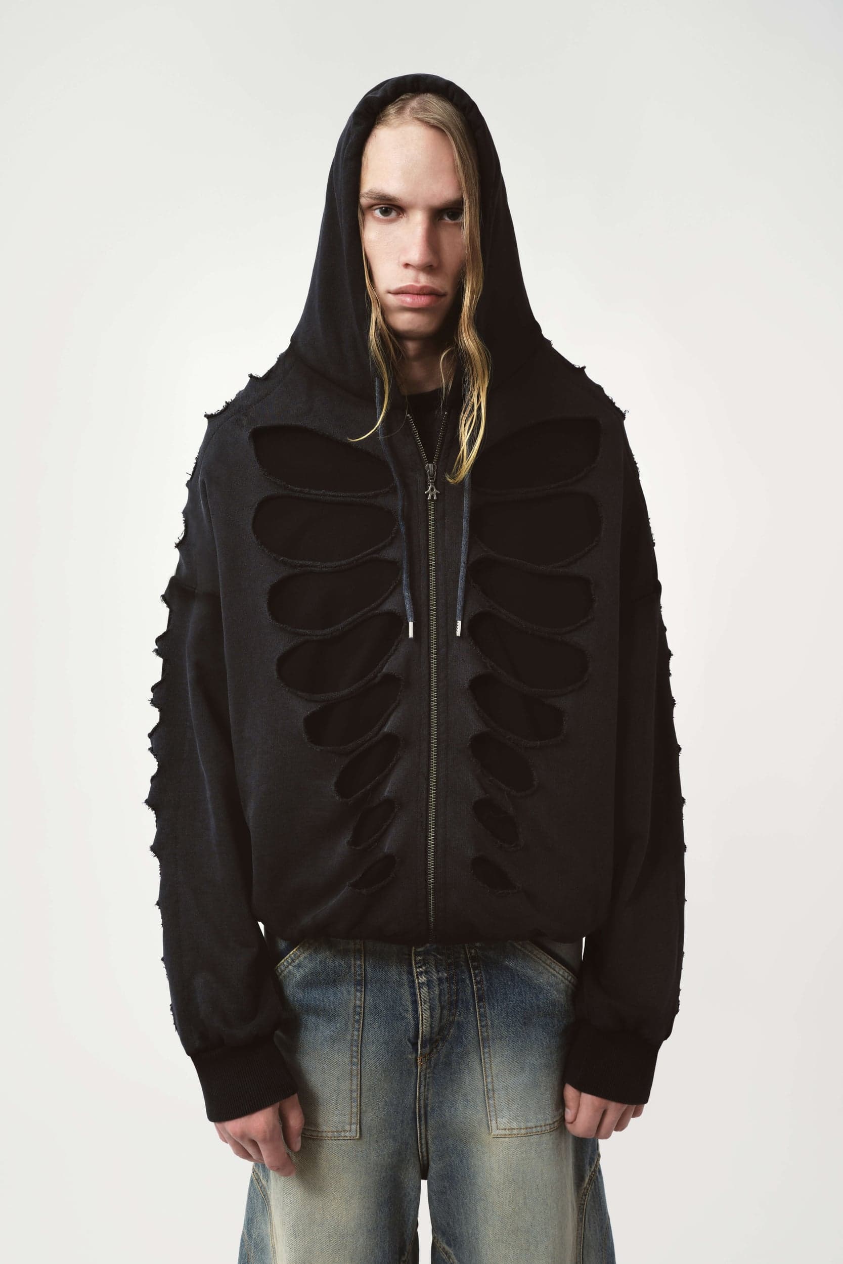 742_cbc42facfc-tim-zip-hoodie-cut-out_black-7_-mega