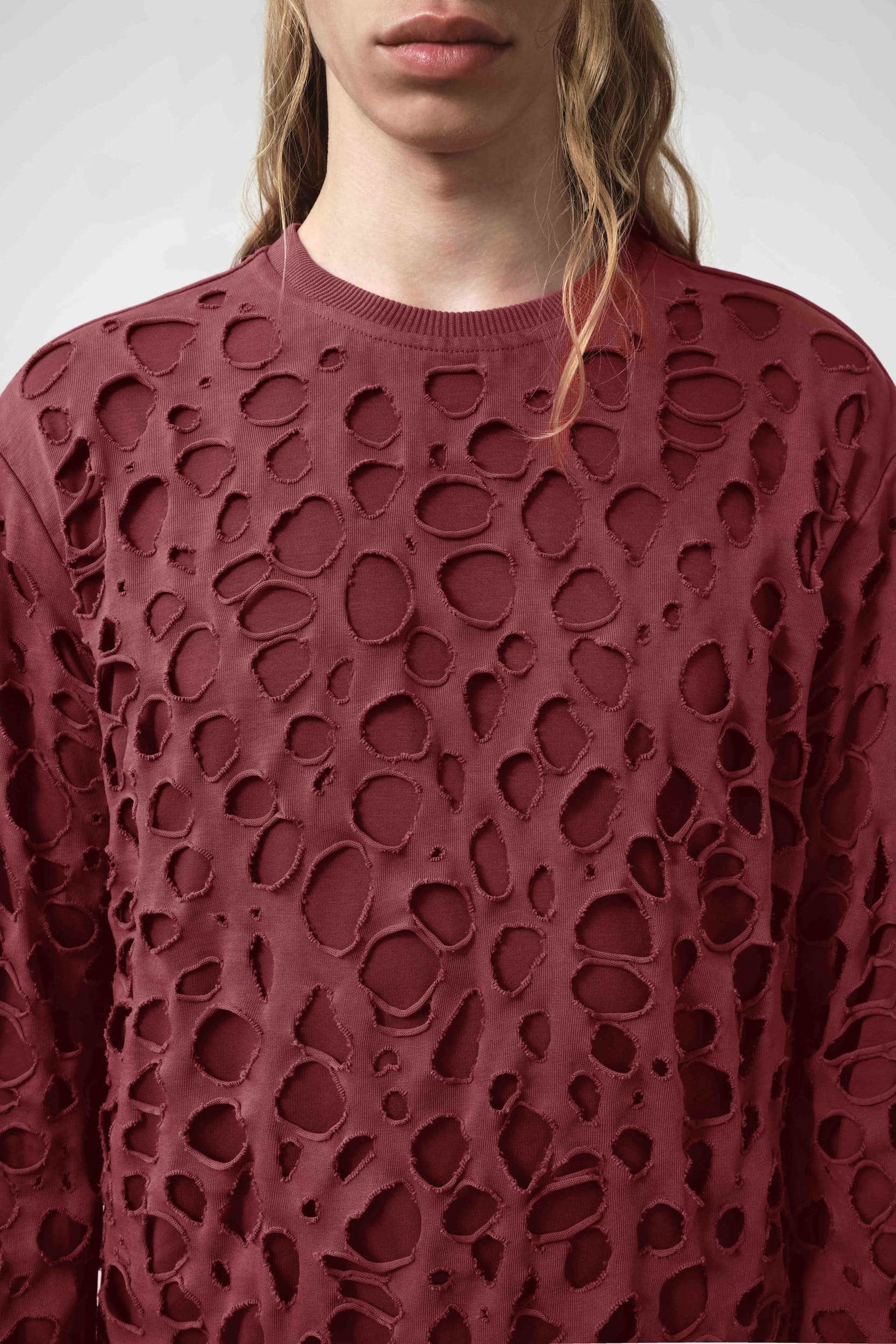 747_92bfd3c75e-tom-long-sleeve-distressed-tshirt_red-5-mega
