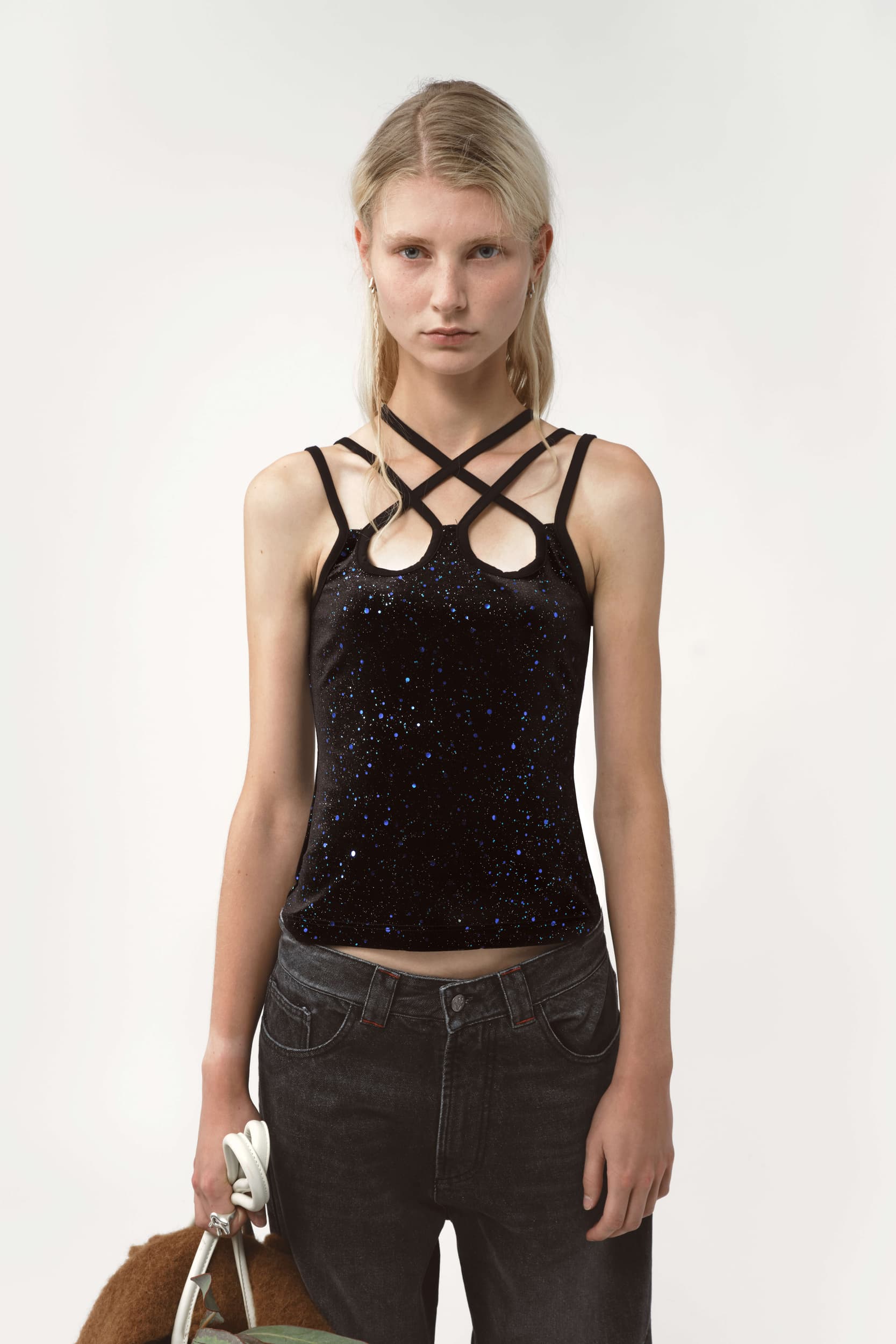 749_cdd9896c48-tova-strap-top-galaxy_black-3-mega