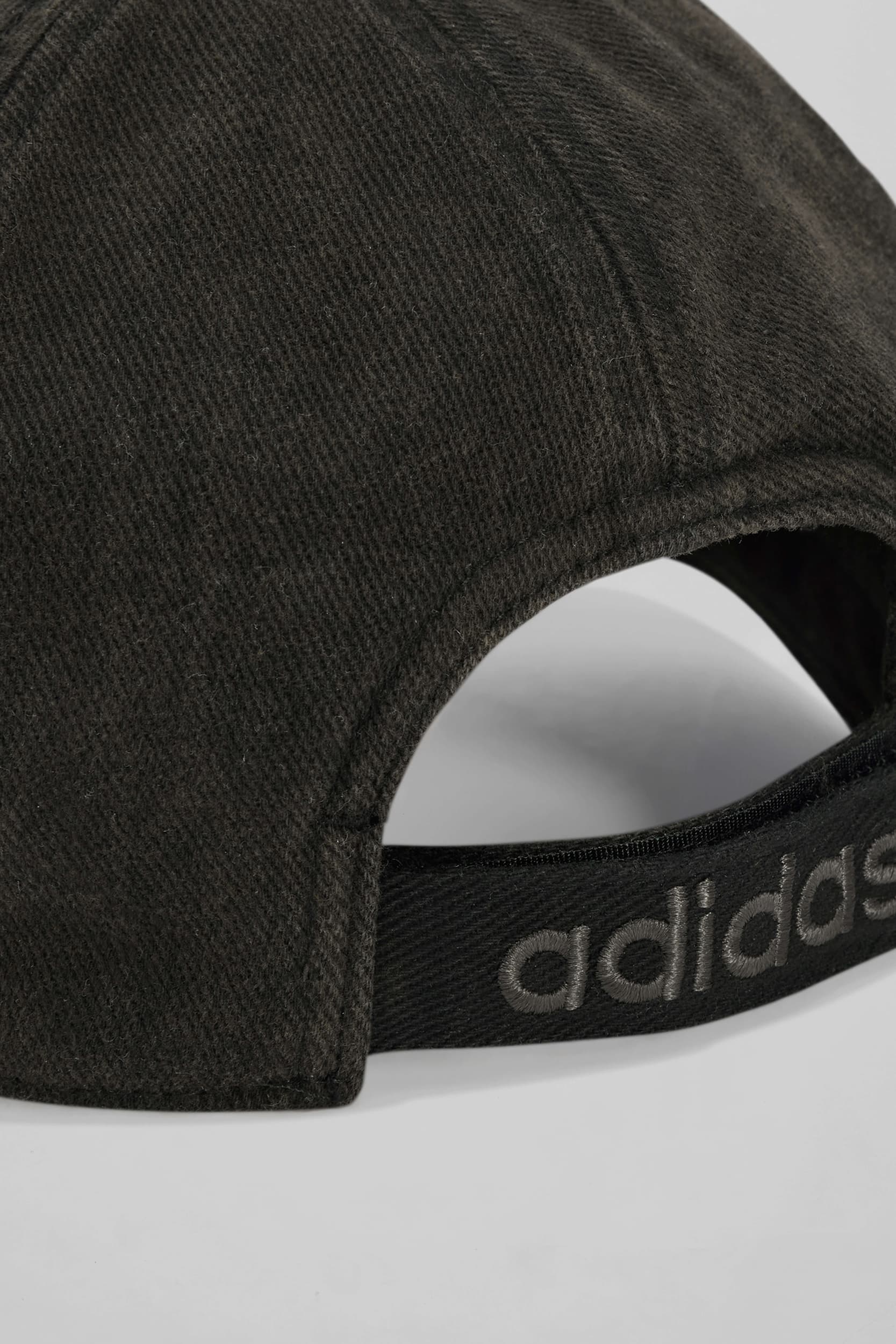 766_03ab8b1a02-slashed_cap_adidas_originals_by_avavav_season_2-4-mega