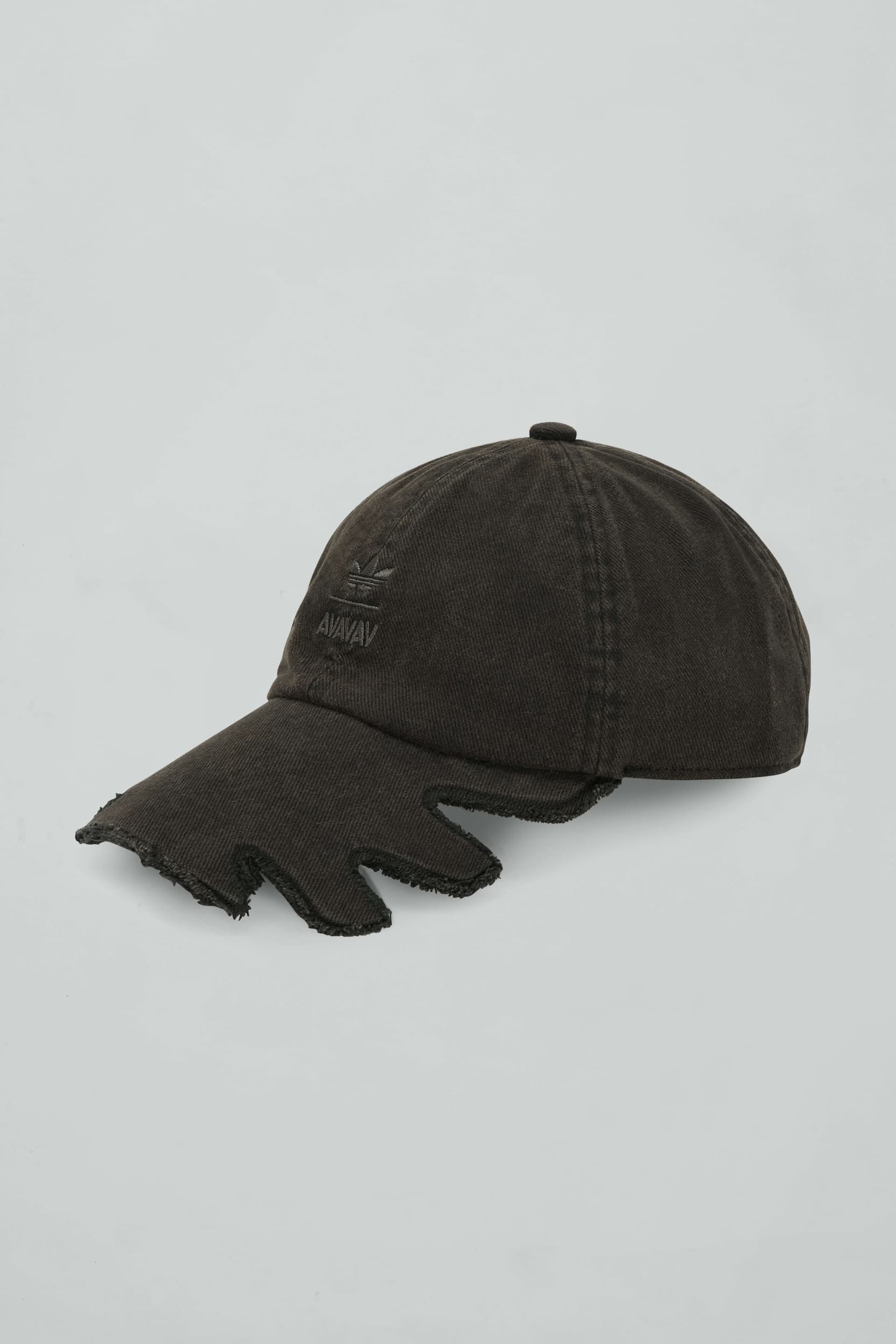 766_09f538e2cb-slashed_cap_adidas_originals_by_avavav_season_2-mega