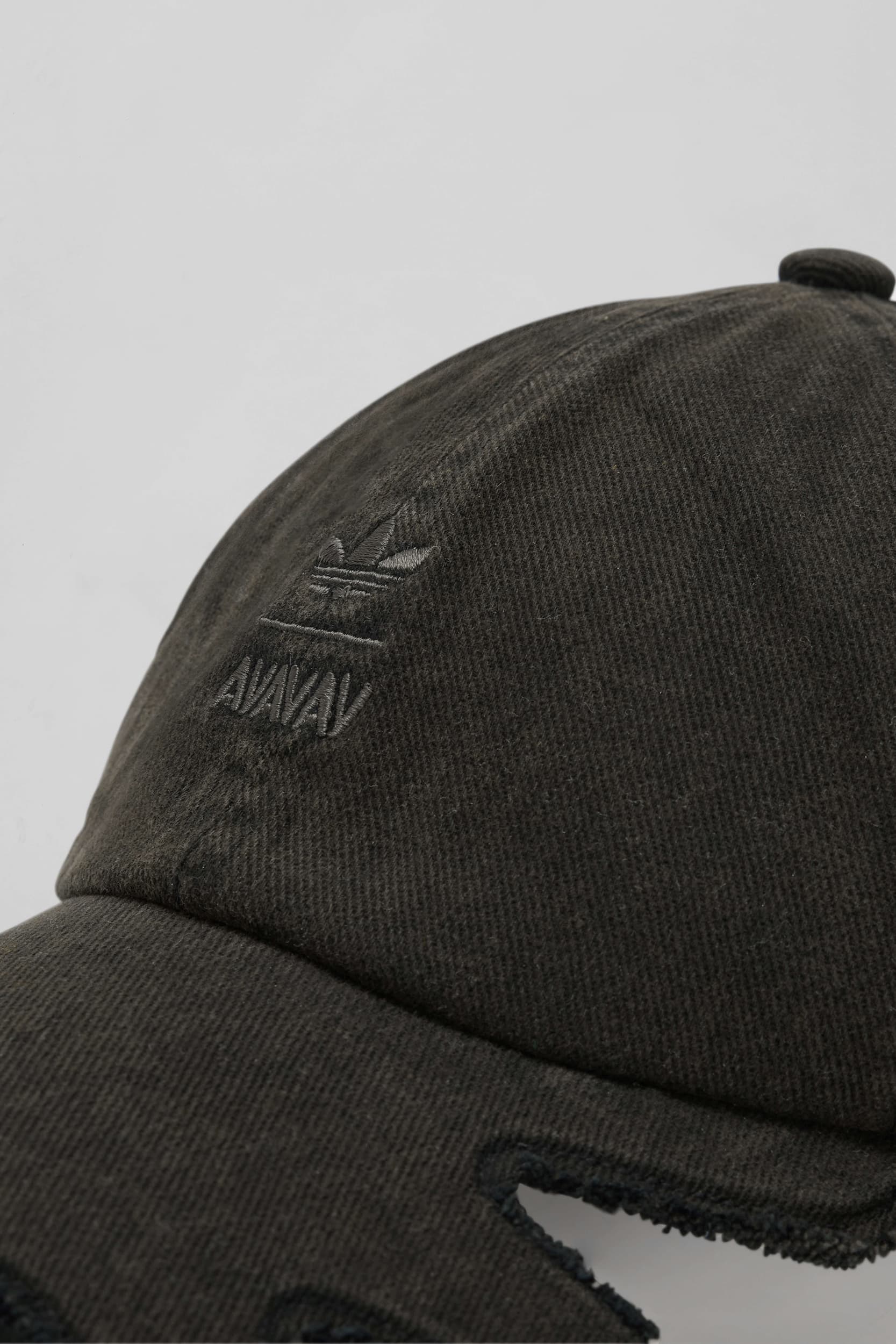 766_4ec3b4e64a-slashed_cap_adidas_originals_by_avavav_season_2-3-mega