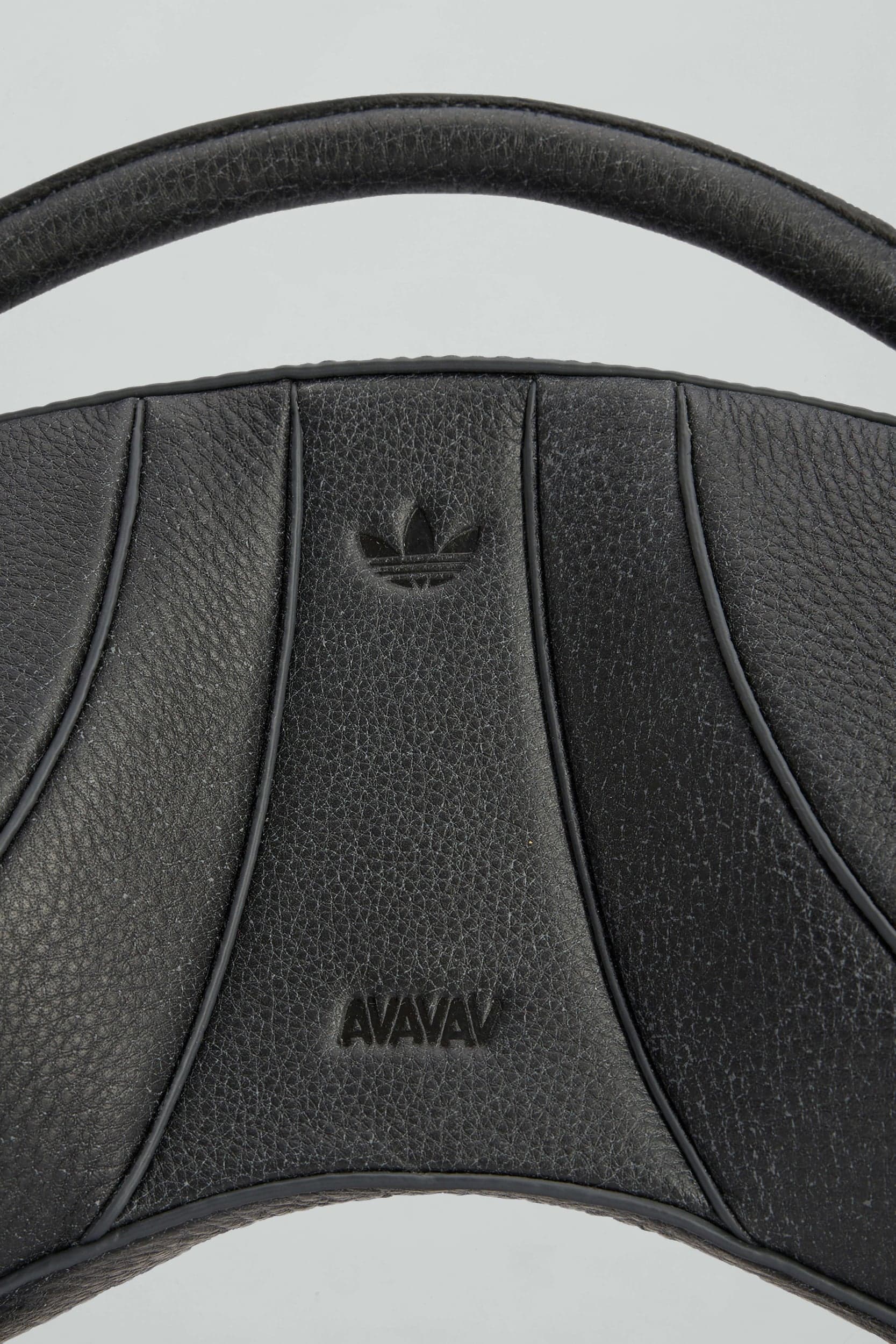 769_03701b48c1-sculpted_handbag_adidas_originals_by_avavav_season_2-4-mega