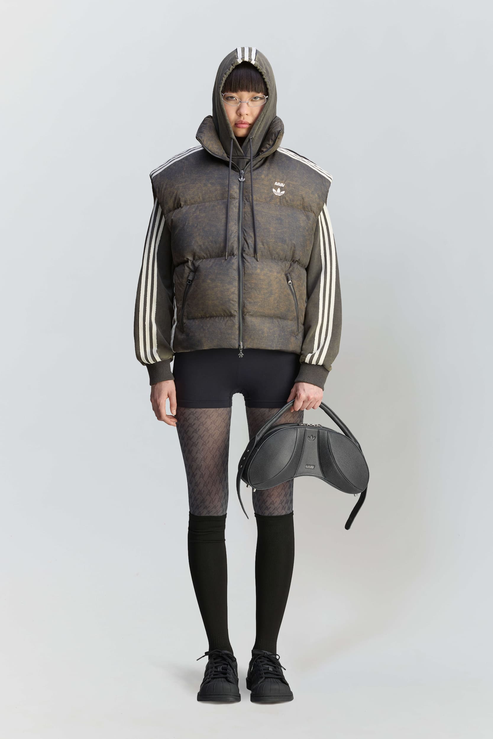 769_70f0d20474-sculpted_handbag_adidas_originals_by_avavav_season_2-mega